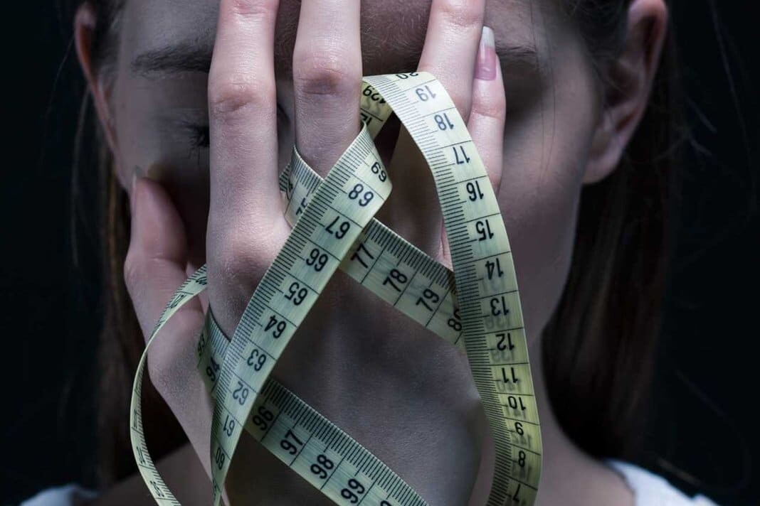 Bulimia Hastalığı Nedenleri Ve Tedavisi