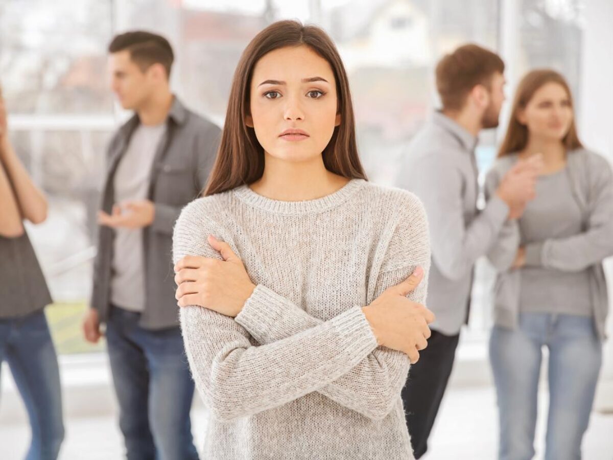 Çekingen Kişilik Bozukluğu Olanlara Nasıl Davranılmalı?